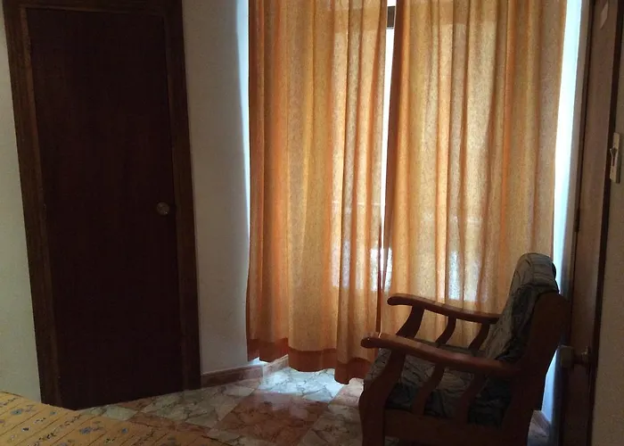 Princesa Konukevi Granada